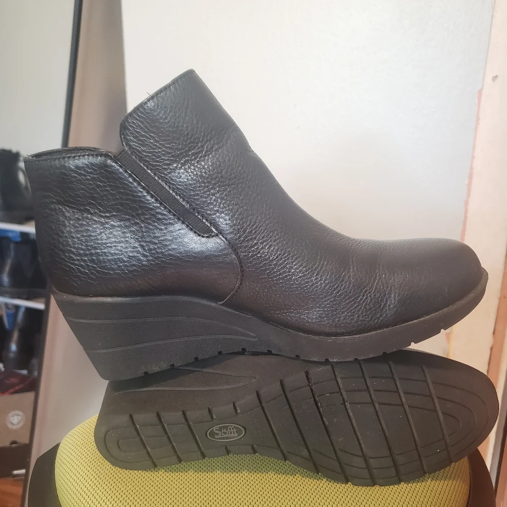 Sofft Salem Wedge Bootie - Picture 6 of 9